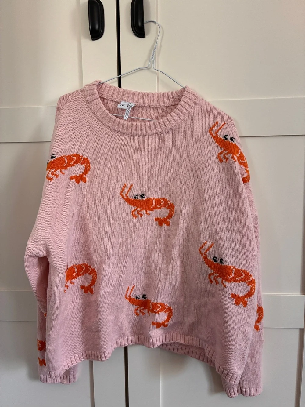 twik Pink Crewneck Sweater with Orange Shrimp Pattern - Picture 2 of 4